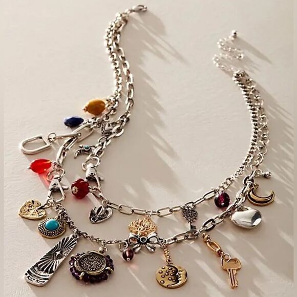 Last One! NWT Free People Maxamillion Multi Charm World Traveler Necklace - Picture 1 of 6